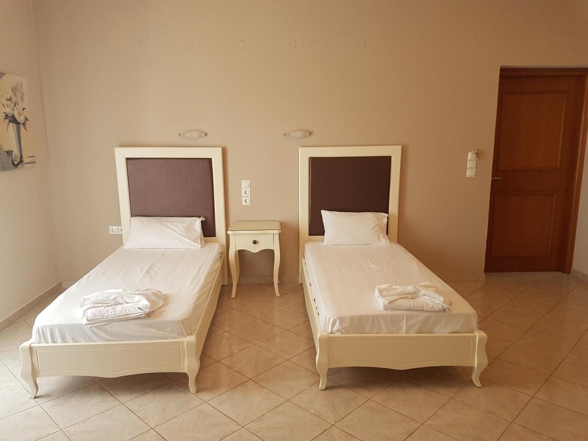 Konstantinos Apartments Ammoudia Room photo